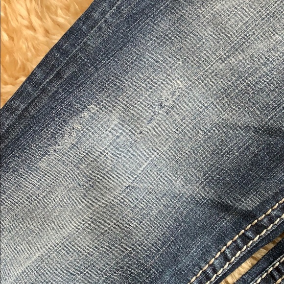 Silver Jeans - Picture 3 of 5